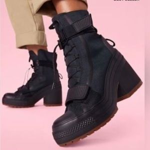 Converse black heel boot